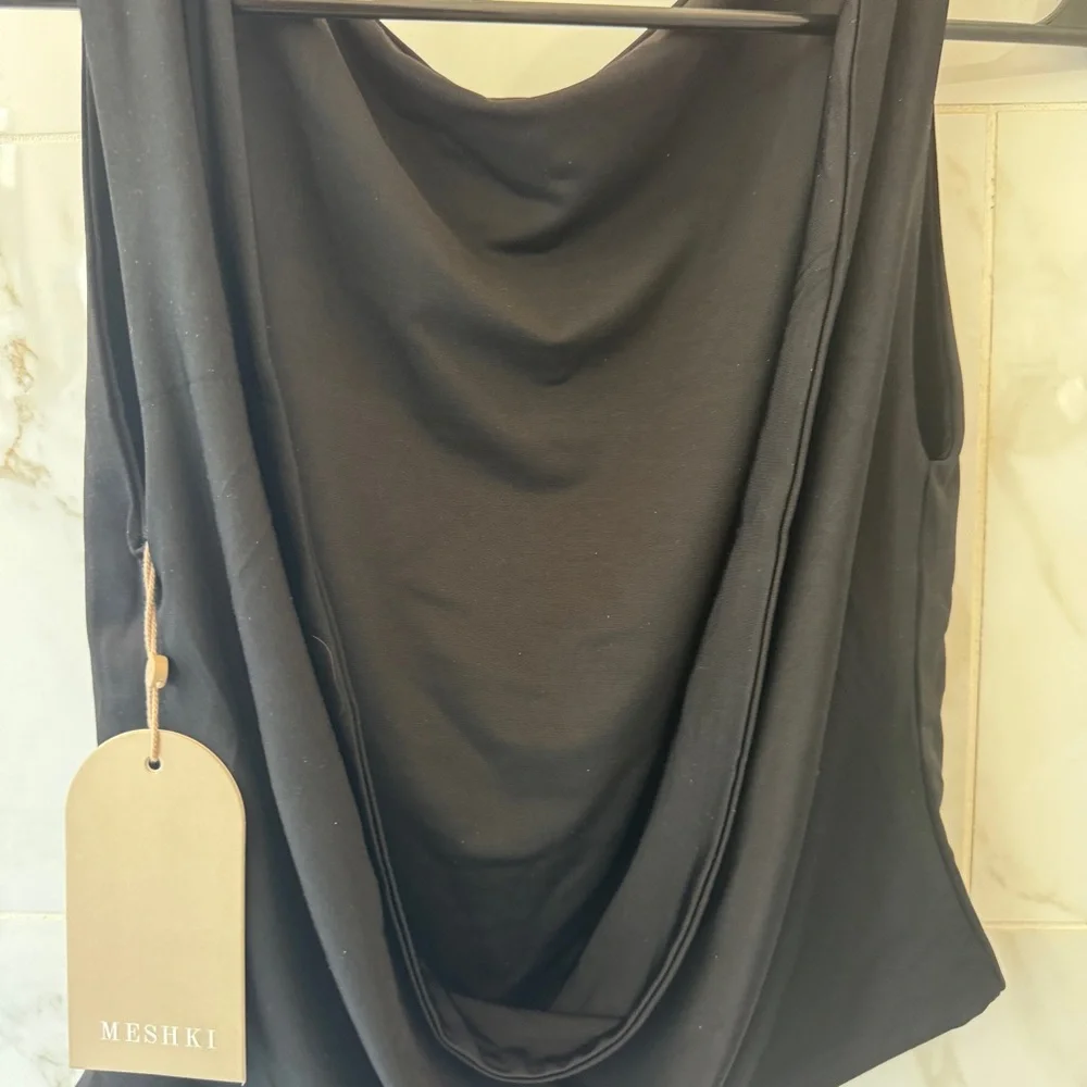 NWT | MESHKI | SLINKY BACK TOP - Picture 10 of 10